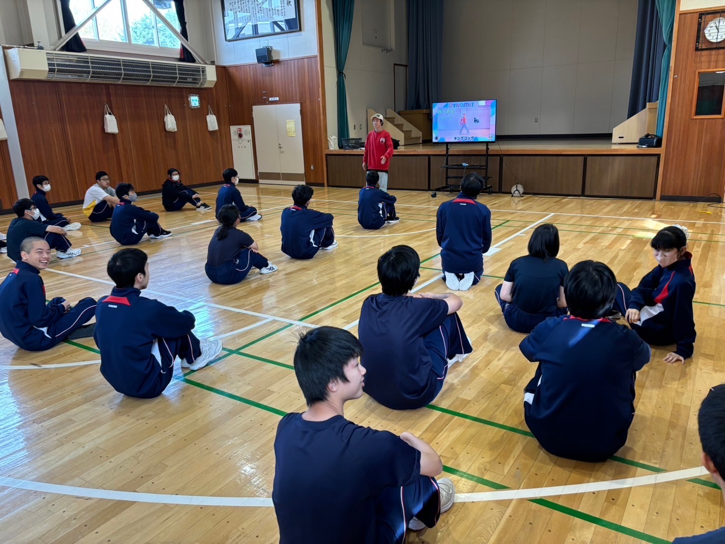 体育館での授業風景